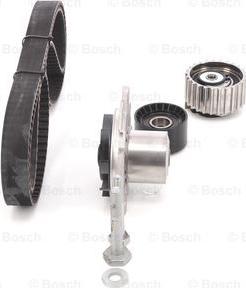 BOSCH 1 987 946 930 - Bomba de agua + kit correa distribución vegaparts.es