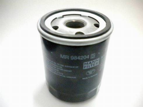 Mitsubishi MR984204 - Filtro de aceite vegaparts.es
